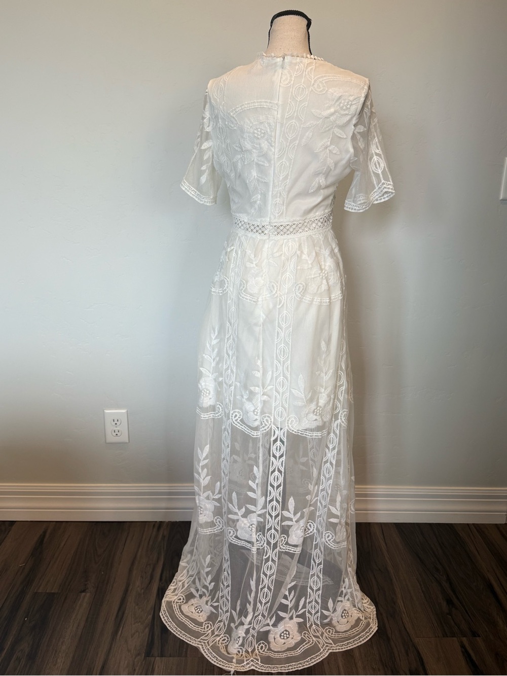 Boho White Embroidered Lace Maxi Dress Sheer Mesh Overlay Cottagecore Medium - Picture 5 of 13
